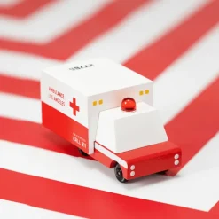 Ambulance Van (E762) 8,4X4,1X5,1Cm, Wooden Diecast, In Giftbox,