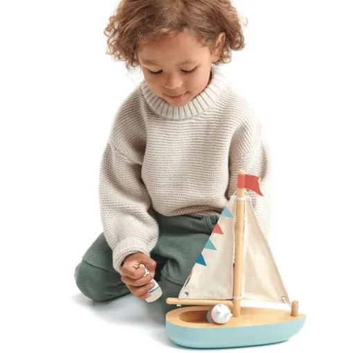 Houten speelgoedboot Sail Away - met 2 poppetjes