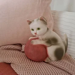 Nachtlamp - Kat Met Roze Bol Wol