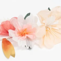 Slinger Rose Blossom Garland