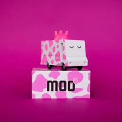 Strawberry Moo (F927) 8,4X4,1X6,5Cm, Wooden Diecast, In Giftbox,